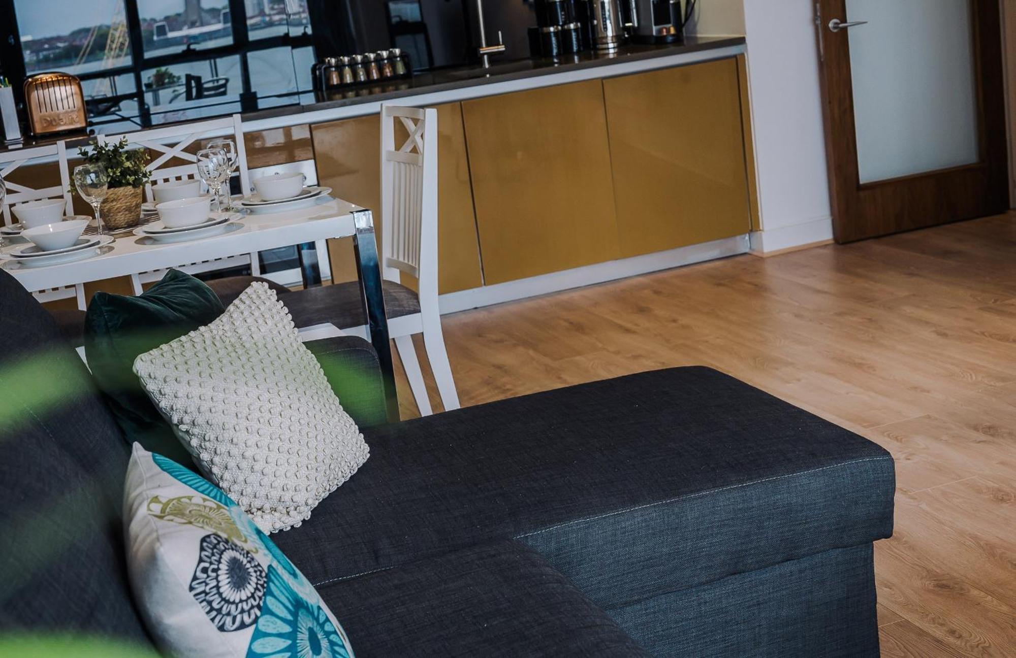 Host & Stay - The Waterfront Hideaway Liverpool Bagian luar foto